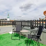 Penthouse 360 Castle View - In The Heart Of Old Town Apartament