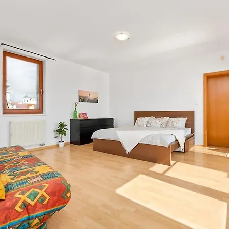 Apartment Primaxarya - Maisonette Right On The Main Square With Breath Taking 360 Views Of