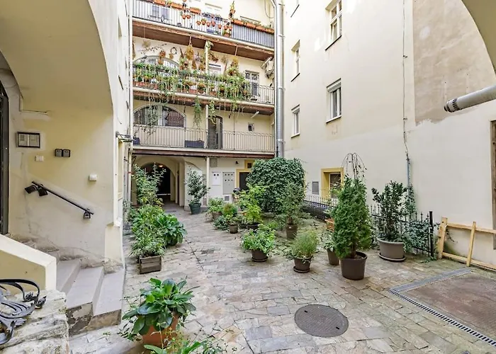 Apartmán Penthouse 360 Castle View - In The Heart Of Old Town *