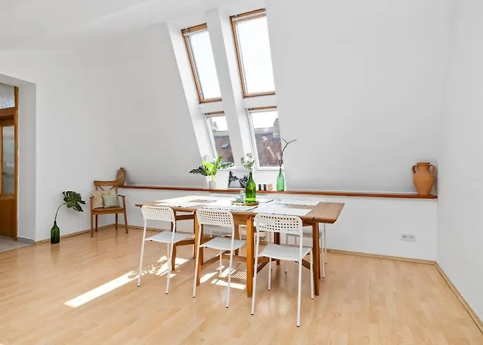 Lägenhet Penthouse 360 Castle View - In The Heart Of Old Town Bratislava
