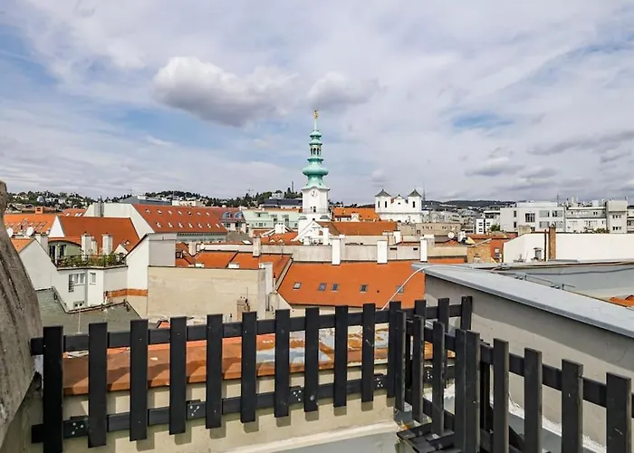 Penthouse 360 Castle View - In The Heart Of Old Town Bratislava
