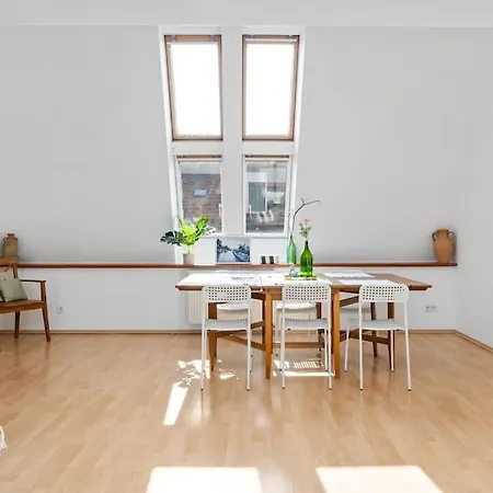 Penthouse 360 Castle View - In The Heart Of Old Town Apartament